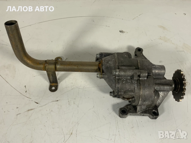 Маслена помпа Мерцедес 2.2 Цди Maslena pompa Mercedes-Benz 2.2 CDI 6111810201