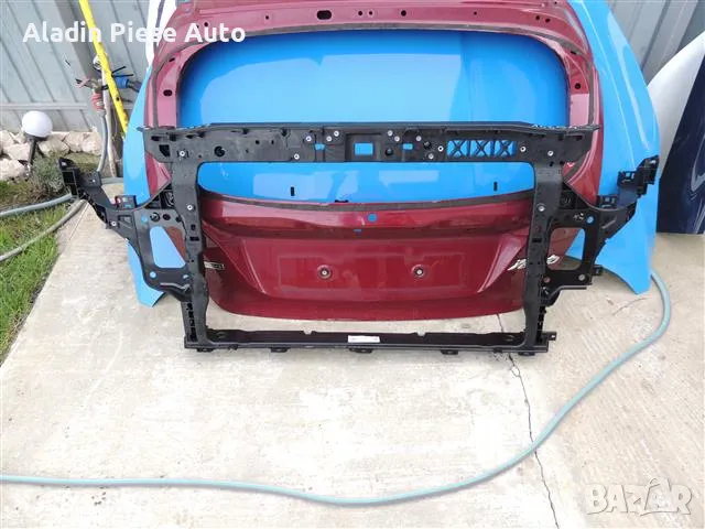 Преден панел, дръжка на врата Kia Xceed, X-Ceed година 2018 2019 2020 2021 2022 2023 код 64102-J7500, снимка 4 - Аксесоари и консумативи - 50295448