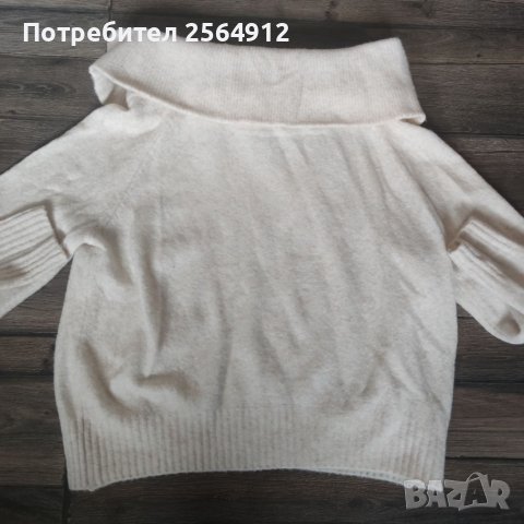 Продавам зимна дамска блуза , снимка 2 - Блузи с дълъг ръкав и пуловери - 39357673