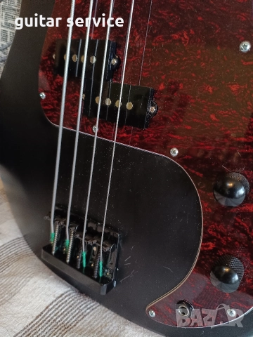 Фретлес къстъм бас китара, снимка 6 - Китари - 52718445