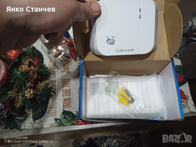 Безжичен термостат Salus, снимка 2 - Отоплителни печки - 52586584