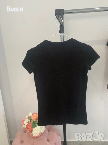 Тениска Guess размер S, снимка 4 - Тениски - 50593782