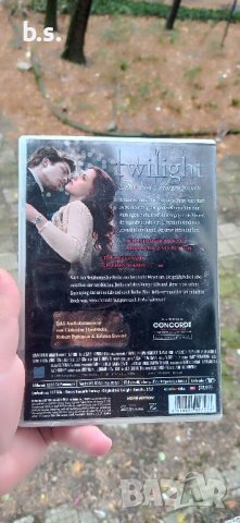 Twilight (Здрач) DVD без бг субс , снимка 3 - DVD филми - 42756025