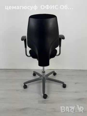 Giroflex G64 е класически офис стол, който се отличава с висока ергономичност и комфорт. , снимка 7 - Столове - 49685660