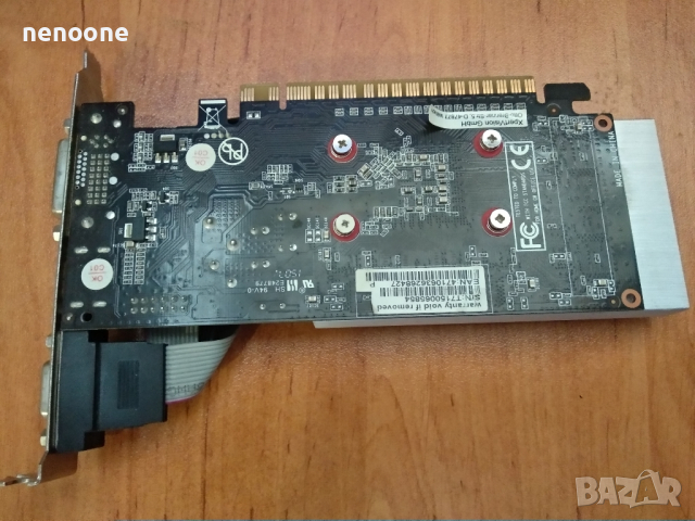 GeForce GT 730 4GB DDR3 128bit, снимка 2 - Видеокарти - 44649106