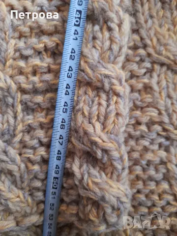 Ръчно плетен дебел пуловер, снимка 6 - Блузи с дълъг ръкав и пуловери - 48695286