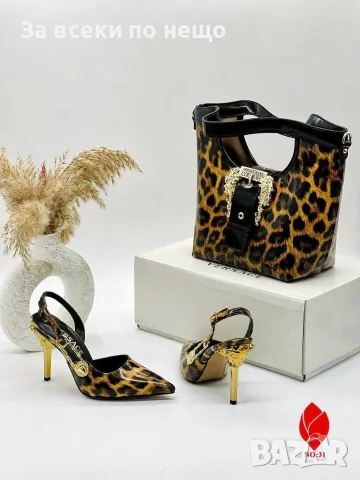 Versace Jeans Couture Луксозна Дамска Чанта С Ефектна Златна Катарама И Лакиран Дизайн Код SEM-976
