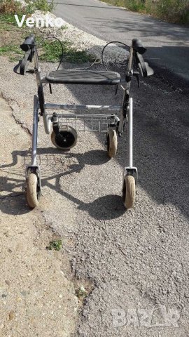 Инвалидна количка -- проходилка , снимка 3 - Инвалидни колички - 30191229