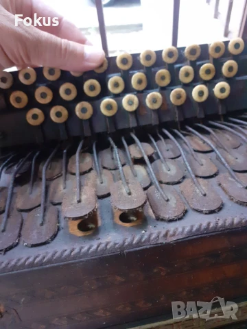 Стар диатоничен акордеон антика дърво кожа седеф каталин, снимка 10 - Антикварни и старинни предмети - 51160090