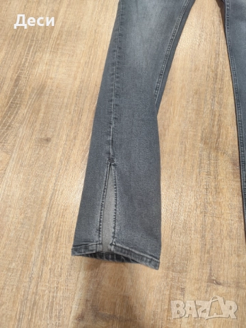 сиви дънки на Zara, снимка 5 - Дънки - 51883729