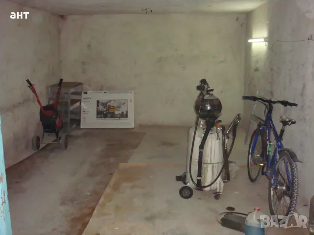 Гараж в Сливен, снимка 2 - Гаражи и паркоместа - 49386383