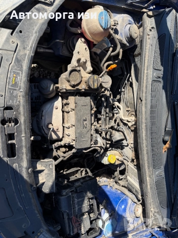 Шкода фабия 1.2 бензин 2009 Г само на части , снимка 9 - Части - 51809686