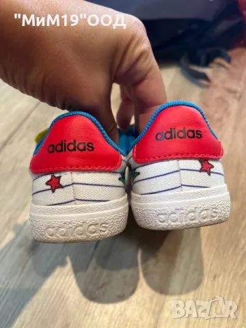 Кец Адидас Микимаус, снимка 4 - Детски маратонки - 47190973
