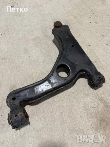 Долен Преден Носач за Opel Astra H / Zafira B, снимка 1