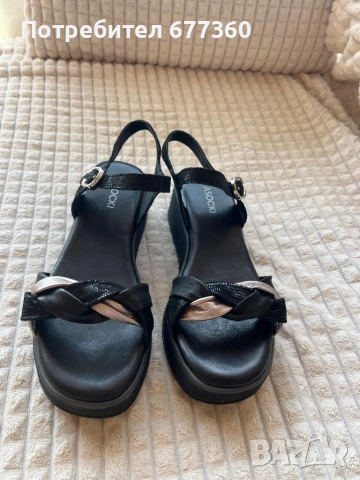 Lasocki удобни сандали -естествена кожа