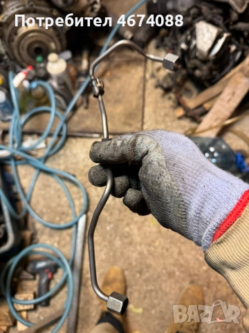 Горивна тръба захранваща дюзите на двигател на Мерцедес Mercedes 2.2Cdi само за 20лв.