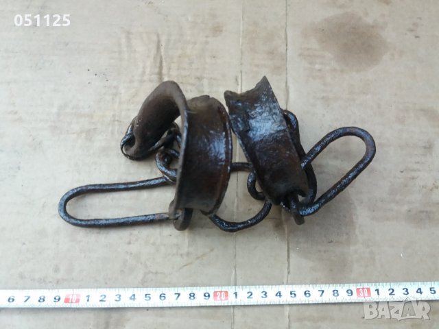 комплект ковани масивни букай , окови , пранги , белезници , снимка 12 - Антикварни и старинни предмети - 31758847