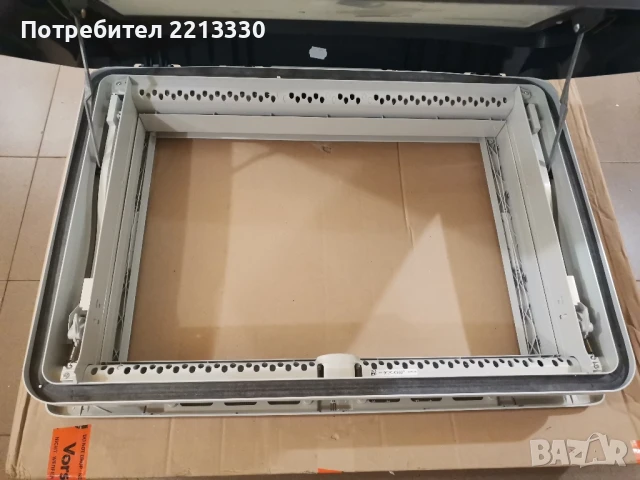 Люк Midi Heki, Dometic Rooflight ЧИСТО НОВ , монтажен отвор 70x50cm , снимка 13 - Каравани и кемпери - 51391795