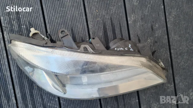 Фар Opel Astra G 01г десен Hella, снимка 2 - Части - 48796575