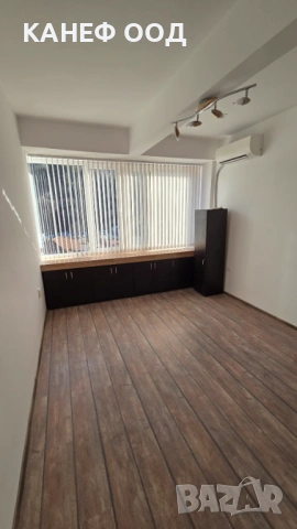 Дава се под наем офис 17м2, Смолян стар център