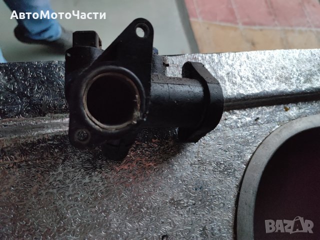 Продавам корпус, конзола термостат Ауди А4, снимка 4 - Части - 34193514