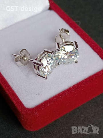 Уникални Топ Фенси Д D 4 карата обеци Мойсанит Диамант Брилянтин фасет Diamond Moissanite , снимка 1