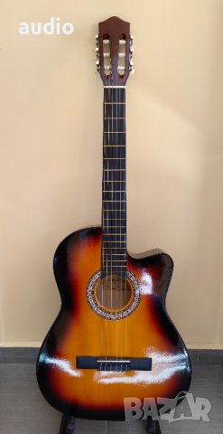 Класическа китара Sunburst цвят