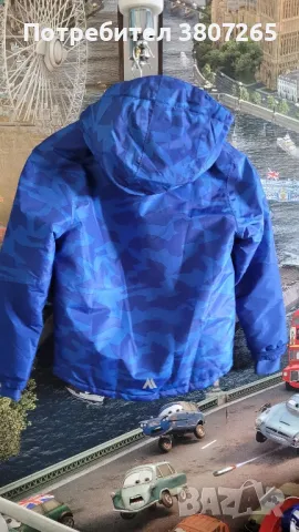 Детско топло яке, снимка 3 - Детски якета и елеци - 49110481