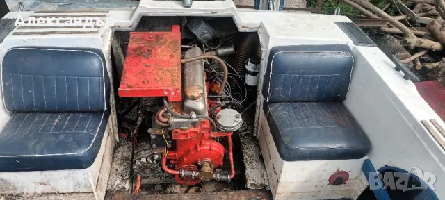 лодка с бордови двигател, снимка 8 - Воден транспорт - 50160454