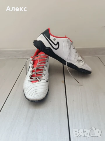 Футболни обувки Nike LEGEND 10 CLUB TF размер 39,5, снимка 9 - Футбол - 50715089