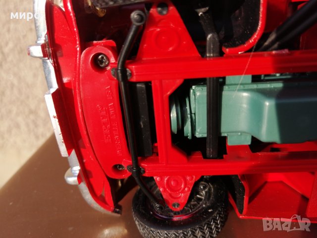 Austin Healey 1961 1/18 ERTL Dyersville lowa USA, снимка 7 - Колекции - 35219451