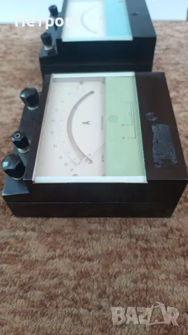 Продавам стари стрелкови измервателни уреди волтметър и амперметър, снимка 12 - Антикварни и старинни предмети - 49297359