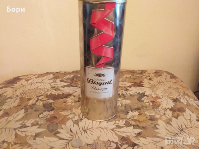 Bisquit Cognac метална кутия от коняк, снимка 2 - Други ценни предмети - 29734195