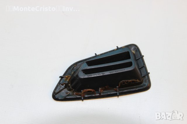 Дясна странична розетка арматурно табло Ford Fiesta (2008-2013г.) 8A61-A045G50-A / 8A61A045G50A, снимка 2 - Части - 35117886