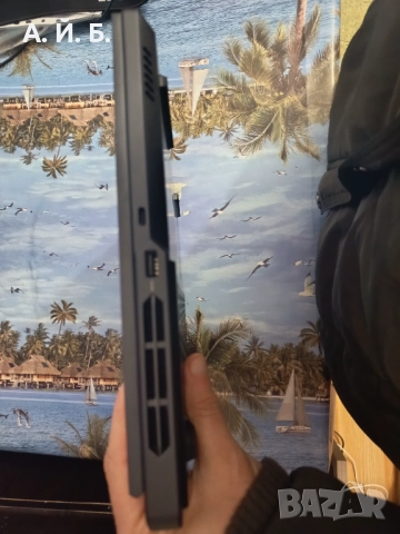 Лаптоп Lenovo Legion 5 с i9-14900HX, 32 GB ram, RTX 4070, 1600p, 240 Hz и 2 TB NVMe, снимка 7 - Лаптопи за игри - 52415944