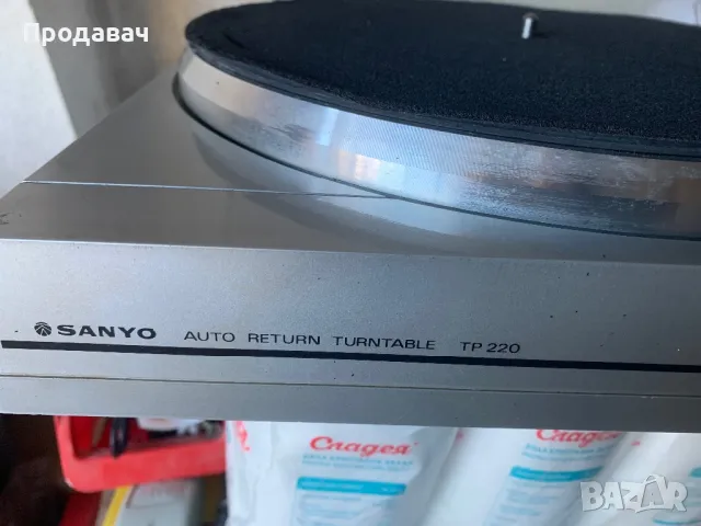 Грамофон Sanyo TP 220