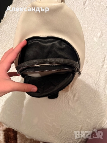 Дамска чанта тип раница, снимка 5 - Раници - 52445911