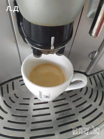 Каферобот Делонги, снимка 3 - Кафемашини - 52584580