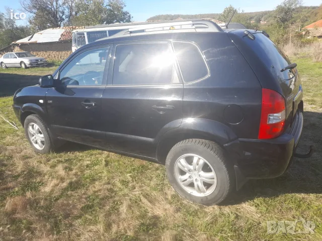 Hyundai Tucson 2.0TD, снимка 4 - Автомобили и джипове - 56426698