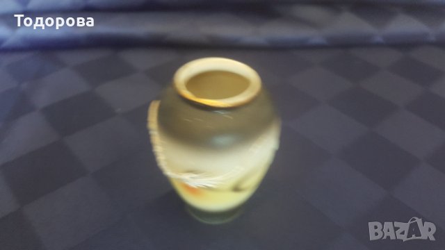 Порцеланова миниатюрна японска вазичка, снимка 4 - Други ценни предмети - 34145048