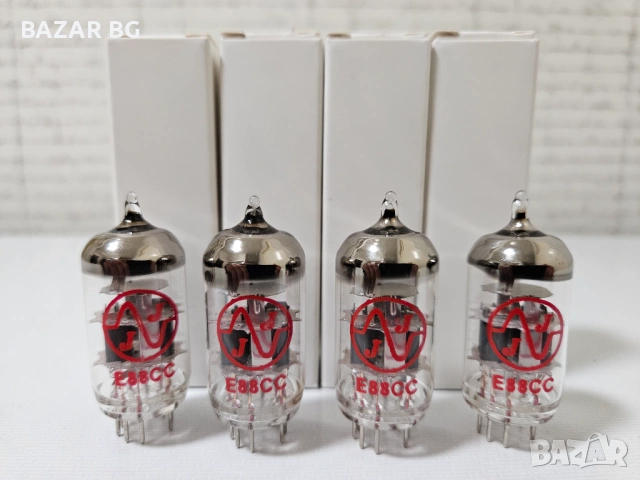 JJ E88CC – 4 бр., чисто нови и мачнати.