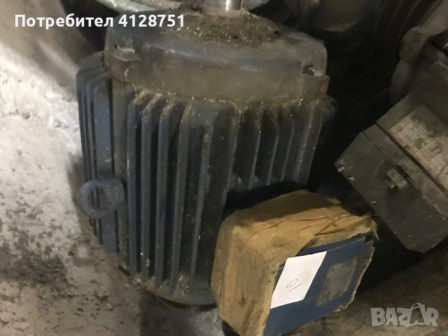 Електродвигател/електромотор, снимка 13 - Електродвигатели - 54200629