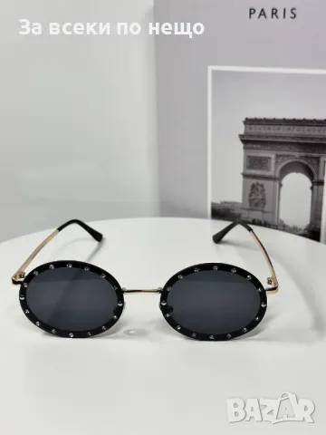 Valentino Слънчеви Очила С UV400 Защита С ПОДАРЪК🎁Калъф Валентино - Различни Цветове Код E110, снимка 7 - Слънчеви и диоптрични очила - 50231435