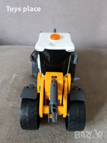 DICKIE TOYS голям Челен товарач Liebherr XPower , снимка 2 - Коли, камиони, мотори, писти - 51236611