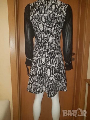 Официална нова рокля с змийски мотив Fervente , снимка 4 - Рокли - 29225397