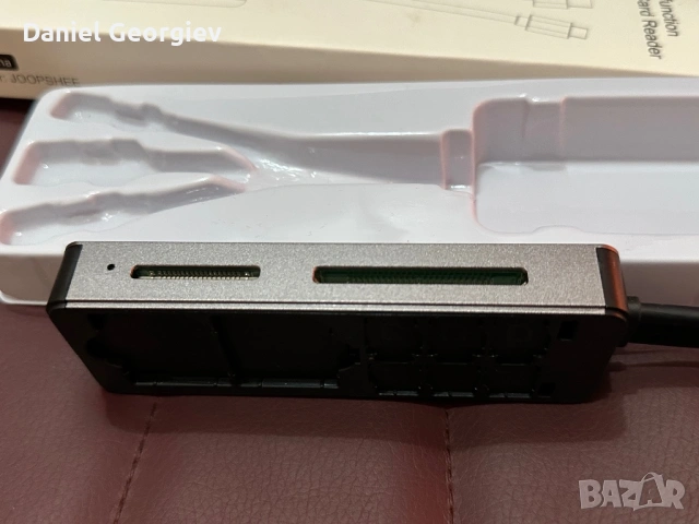 НОВ 8-в-1 мултифункционален четец на карти и трансфер на данни , снимка 3 - Друга електроника - 53323457