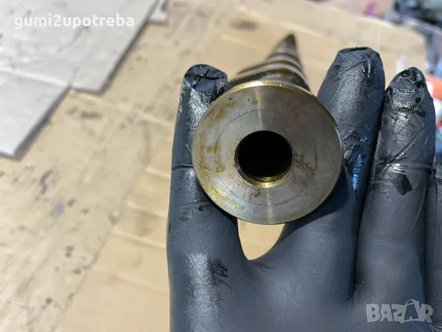 Изпускателен Разпределителен Вал Десен 24203AS02 Porsche Cayenne 957 4,8 V8, снимка 7 - Части - 49851768