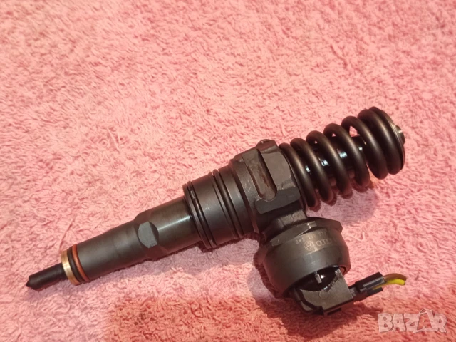 Помпа дюза Bosch за VW AUDI Skoda - 1.4TDI 1.9TDI, снимка 2 - Части - 51085956