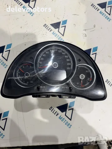 1S0920870E километраж, табло от Volkswagen UP 1.0 EcoFuel