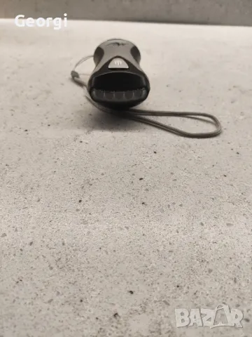 фенер с динамо. Зарядно. НОВ , снимка 2 - Прожектори - 49616246